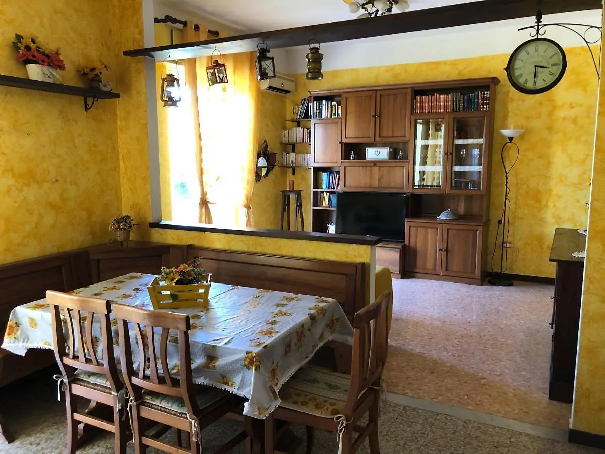 Apartamento La Casa Di Marco Imperia Italia